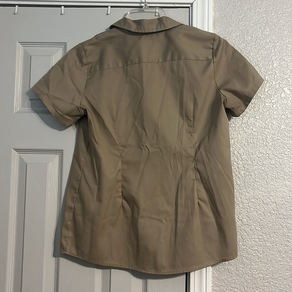 Dickies Khaki Shirt - Picture 5 of 5